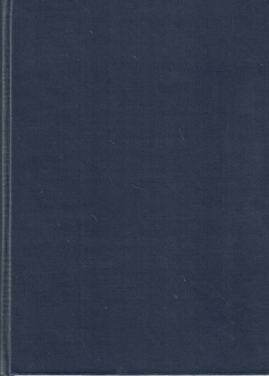 Mucorales. Eine Beschreibung aller Gattungen und Arten dieser Pilzgruppe. Mit einem Beitrag zur Gattung Mortierella, von G.Linnemann. 1970. 155 Fig. VIII, 355 S. gr8vo. Leinen.                  .