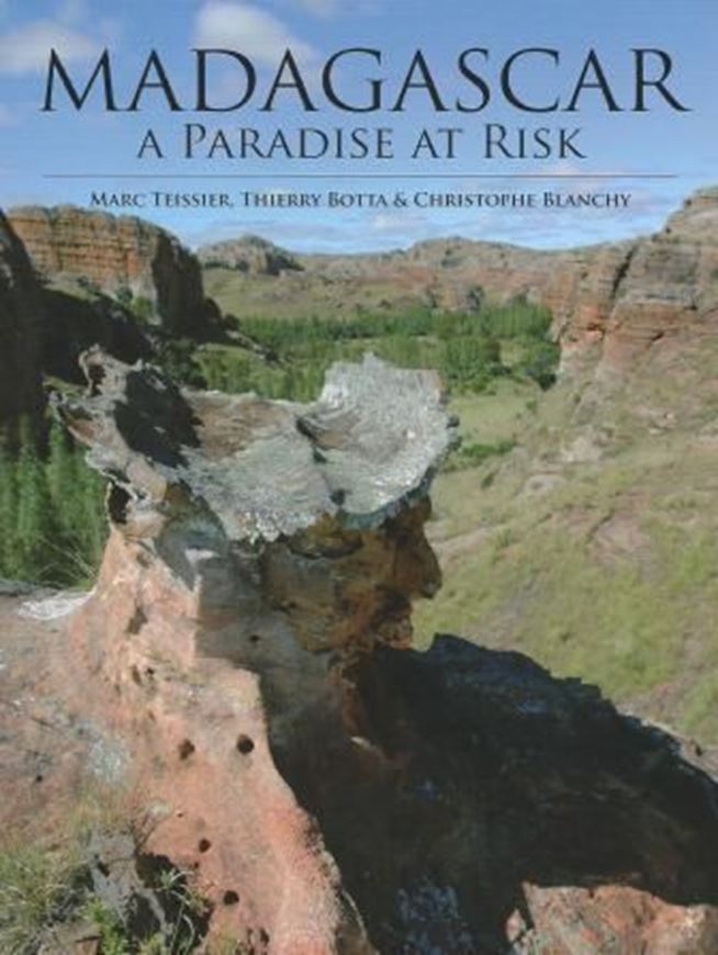  Madagascar. A Paradise in Danger. 2006. more than 150 col. photogr. 64 p. gr8vo. Paper bd.